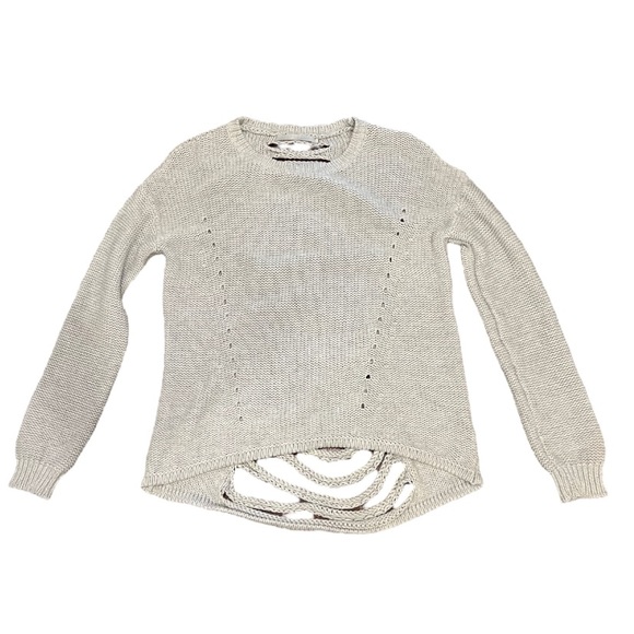 One Grey Day Blaine Sweater in light grey - Picture 2 of 10